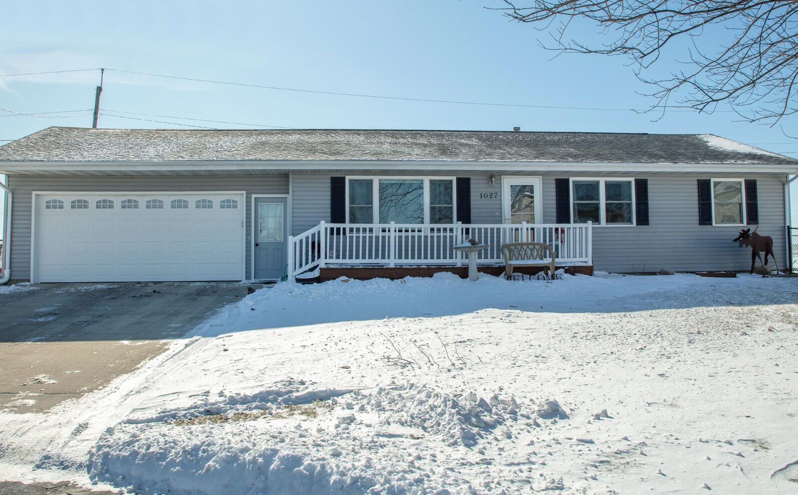 Property Photo:  1027 Dorothy  IA 50665 