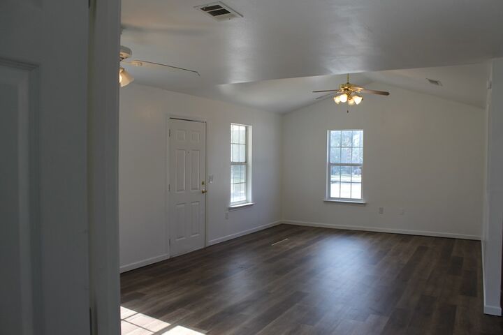 Property Photo:  217 Hazel  TX 75980 