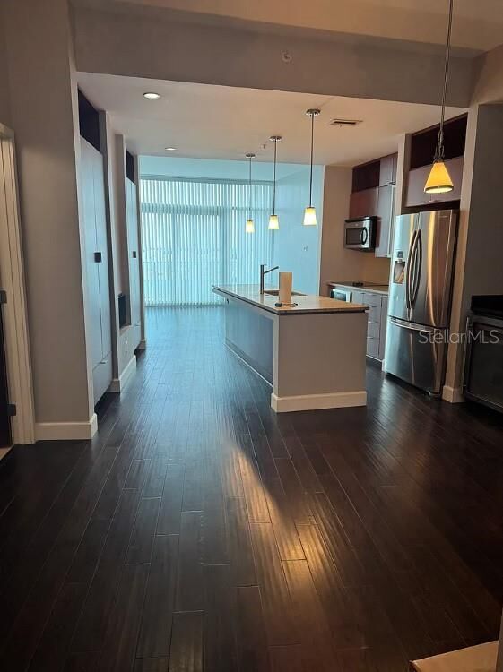 Property Photo: 912 Channelside Drive 2803 FL 33602