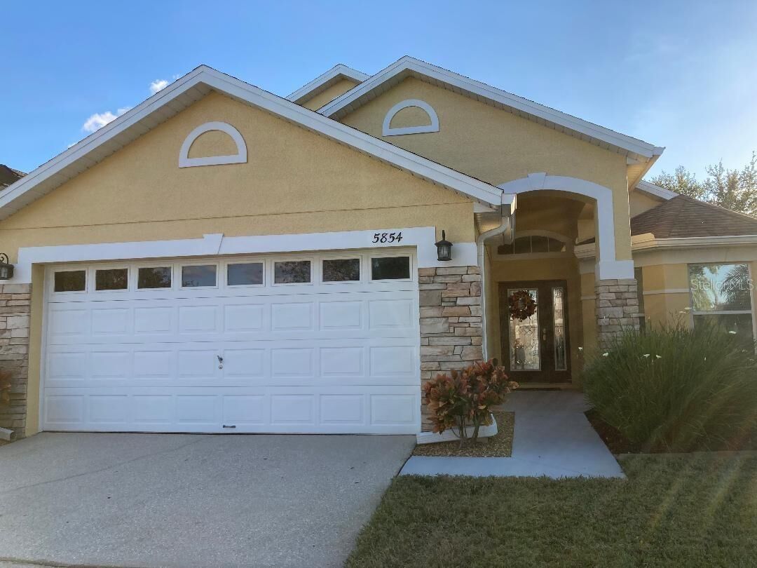 Property Photo:  5854 Manchester Bridge Drive  FL 32829 