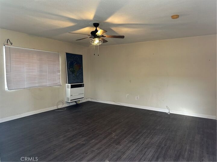 Property Photo:  130 W 86th Place  CA 90003 