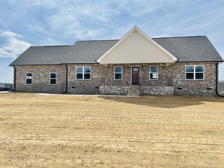 Property Photo:  405 Randall Ln  TN 37355 