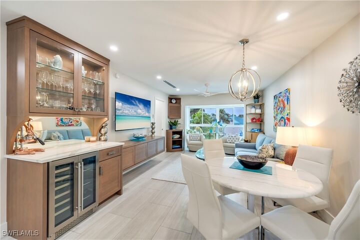 Property Photo: 1021 3rd Street S 310 FL 34102