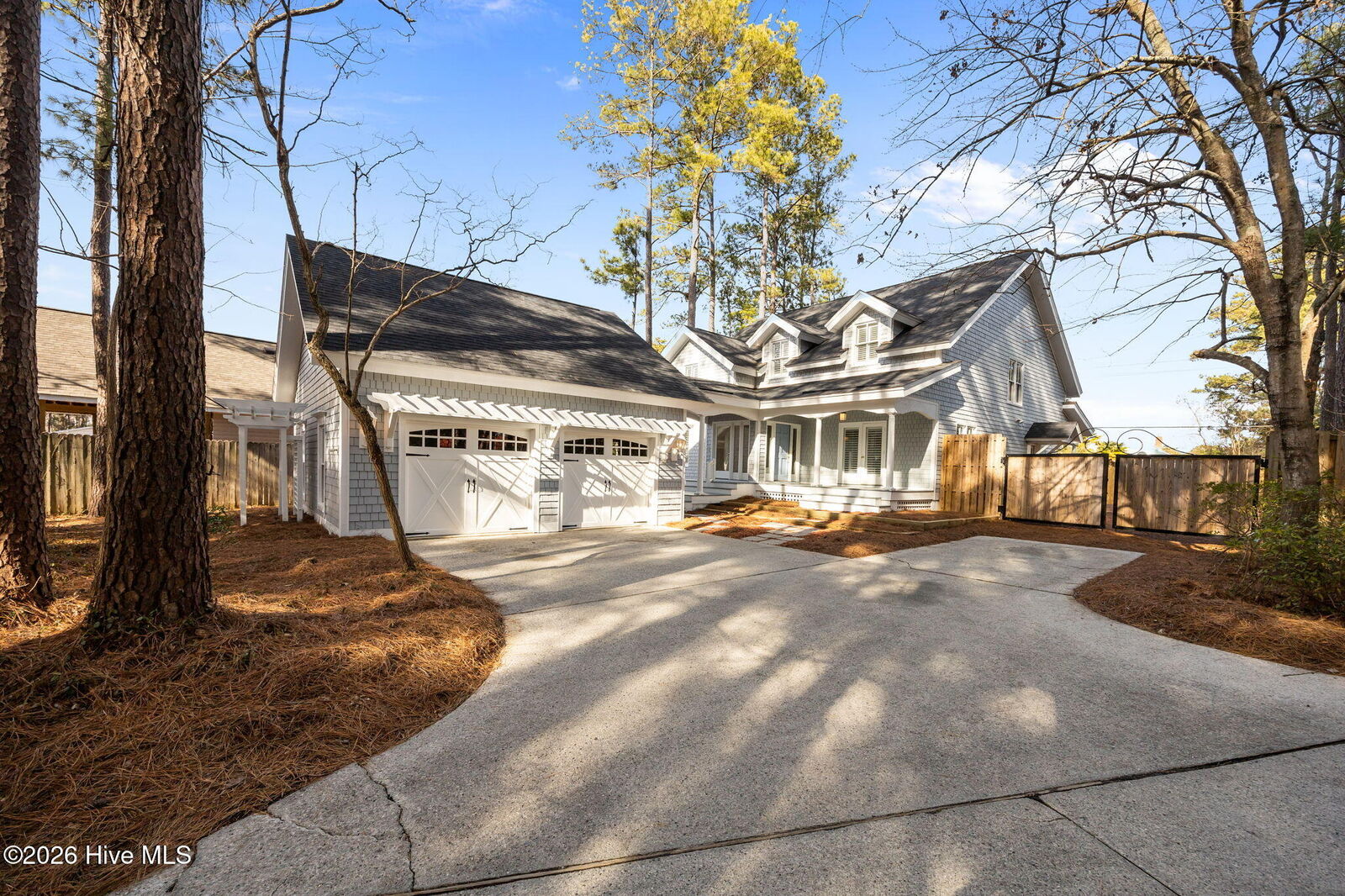 Property Photo: 6112 Tidefall Court NC 28403