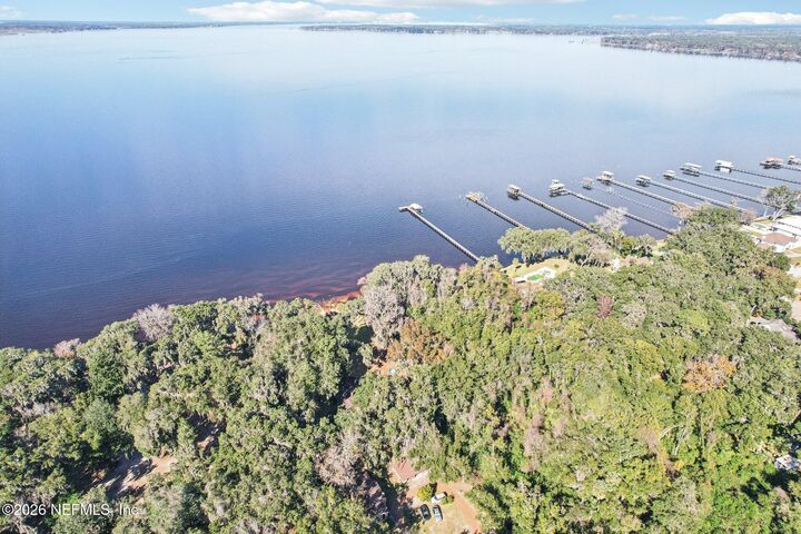 Property Photo: 620 &Amp 622 Swiss Lane FL 32259