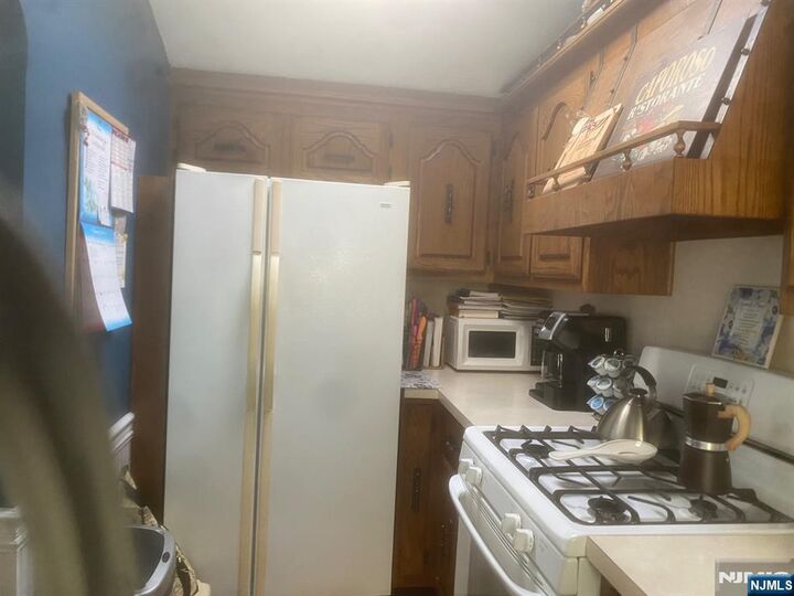 Property Photo:  74 Avenue E  NJ 07644 