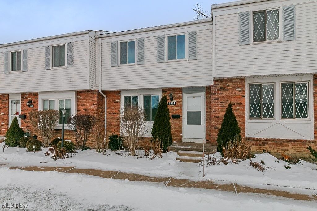 Property Photo:  7507 Essex Drive  OH 44060 