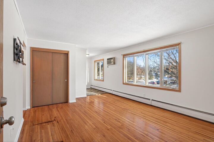 Property Photo:  2307 Unity Avenue N  MN 55422 