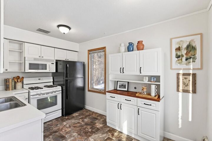 Property Photo:  2307 Unity Avenue N  MN 55422 