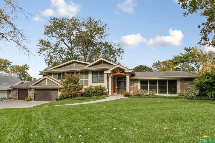 Property Photo: 8602 Hickory Street NE 68124