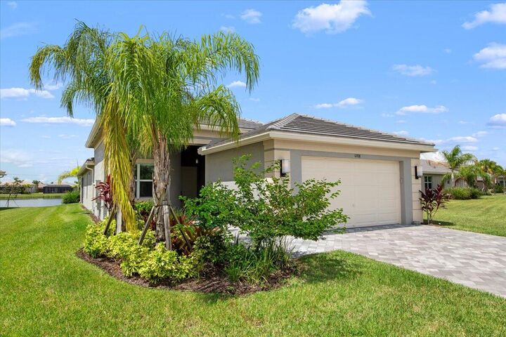 Property Photo:  11938 SW Seaway Street  FL 34987 