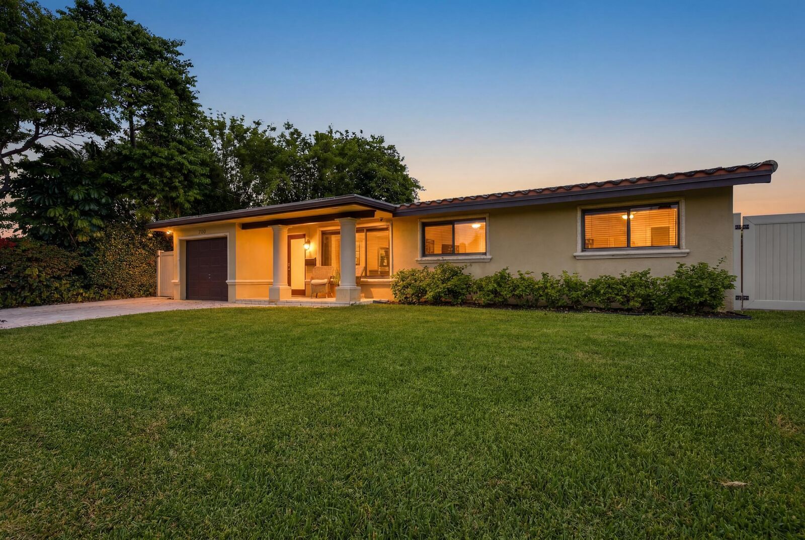 Property Photo:  730 SE 3rd Terrace  FL 33060 