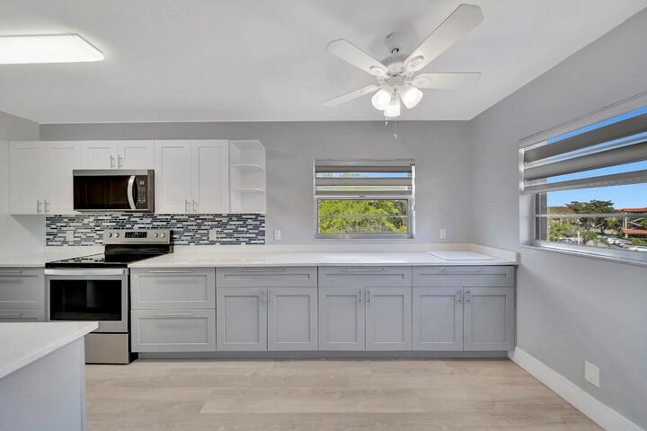 Property Photo:  13000 SW 15th Court 414U  FL 33027 