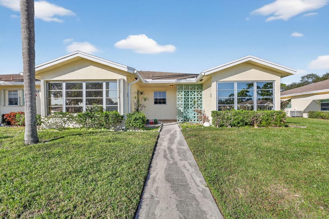 Property Photo:  5091 Lakefront Boulevard C  FL 33484 