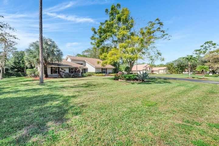 Property Photo:  5440 NW 77th Terrace  FL 33067 