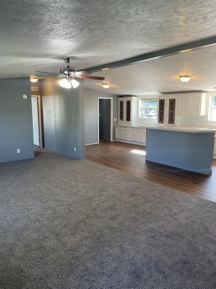 Property Photo:  5509 S Charles St  KS 67217-5068 