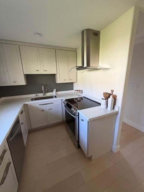 Property Photo: 600 Pennsylvania Avenue 8 CA 95030