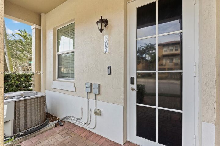 Property Photo:  807 SW 147th Ave 1402  FL 33027 