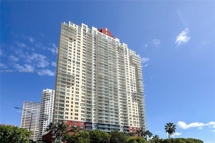 Property Photo:  1155 Brickell Bay Dr 1602  FL 33131 