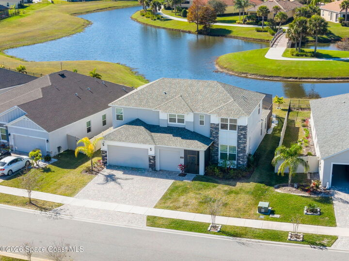 Property Photo: 3480 Rixford Way SE FL 32909