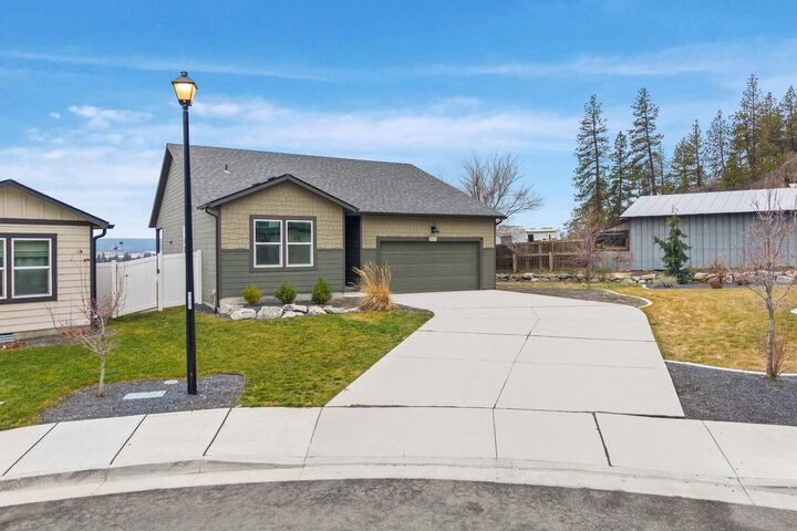 Property Photo:  5414 E Bridgeport Ct  WA 99217 