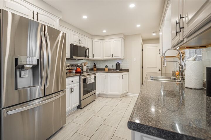 Property Photo:  8748 Prescott Dr  PA 15237 