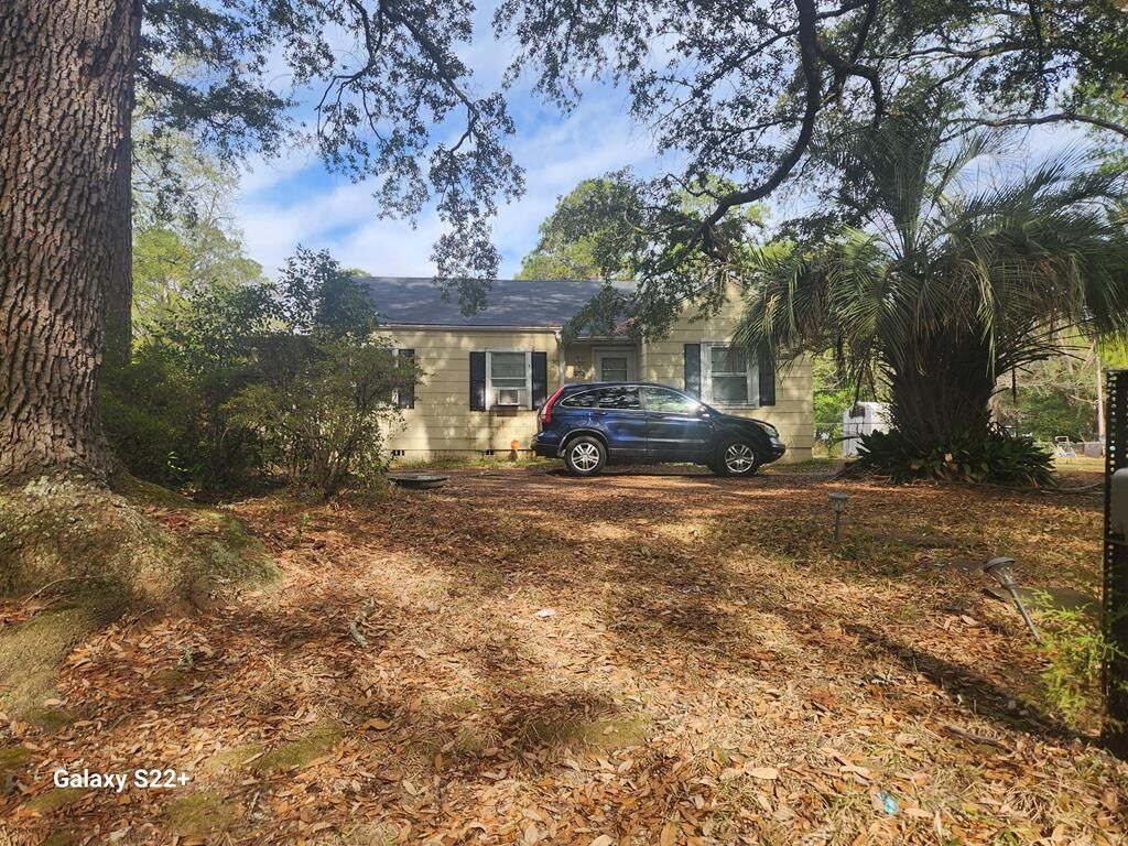 Property Photo:  1307 Edgerly Avenue  GA 31701 