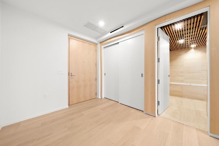 Property Photo: 1568 Alberni Street 802 BC V6G 0E3