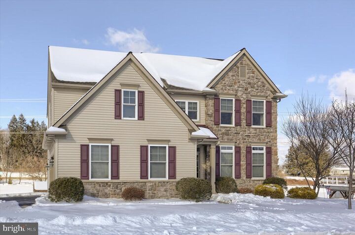 Property Photo: 1520 Zestar Drive PA 17055