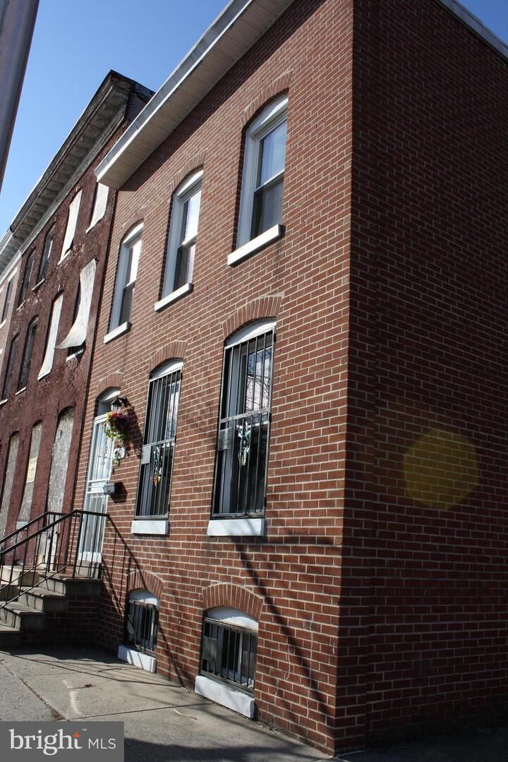 Property Photo:  700 Cumberland Street  MD 21217 