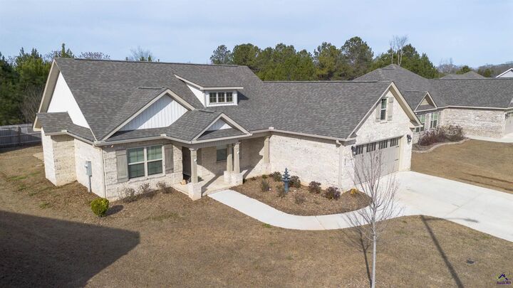 Property Photo:  219 Otters Ridge Drive  GA 31047 