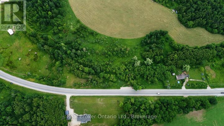 401619 Grey Road 4 — photo 1