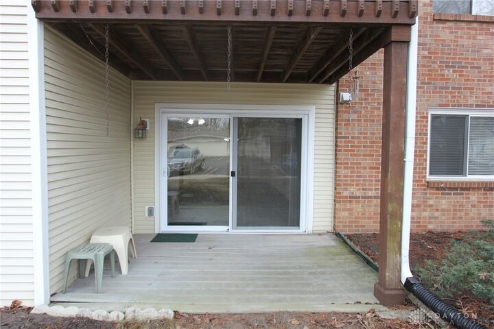 Property Photo:  1420 Lake Pointe Way 3  OH 45459 