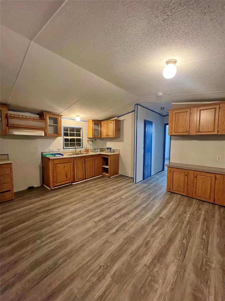 Property Photo:  2525 Oyster Creek Bend  TX 77541 