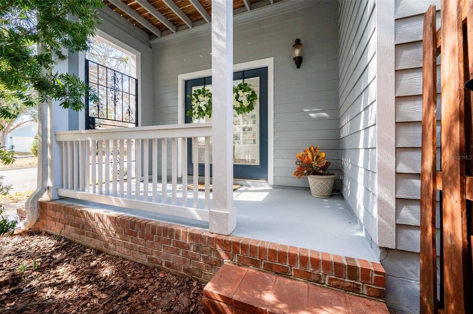 Property Photo:  11550 NW 17th Place  FL 32606 