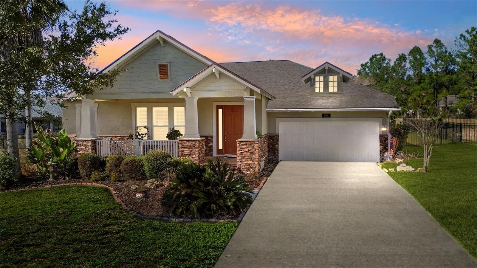 Property Photo:  19531 Mossy Oak Court  FL 34601 