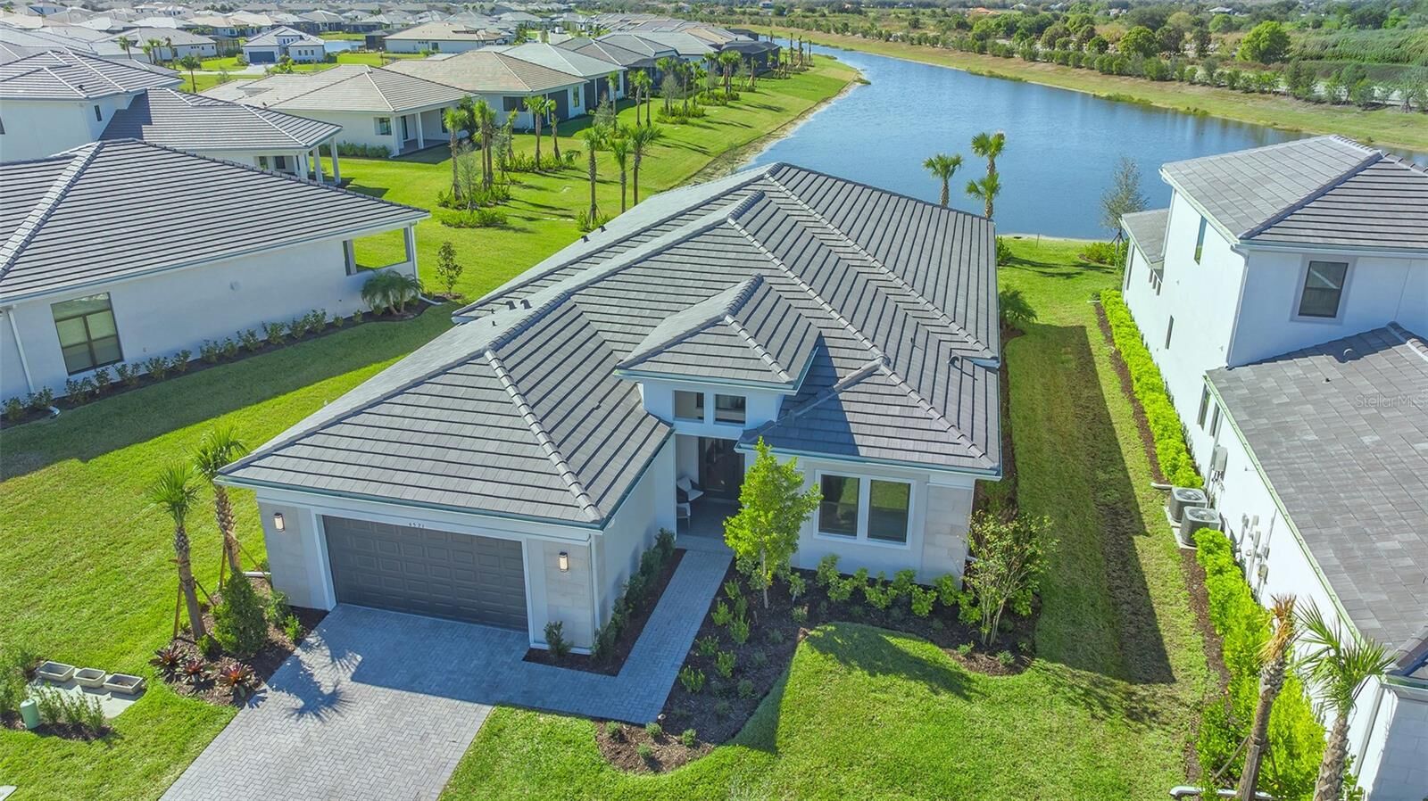 Property Photo: 4521 Mondrian Court FL 34240