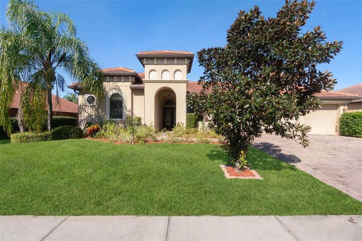 Property Photo: 2921 Falconhill Drive FL 32712