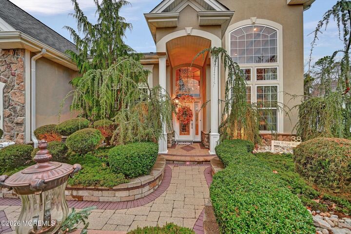 Property Photo:  38 Park Ridge Way  NJ 08527 