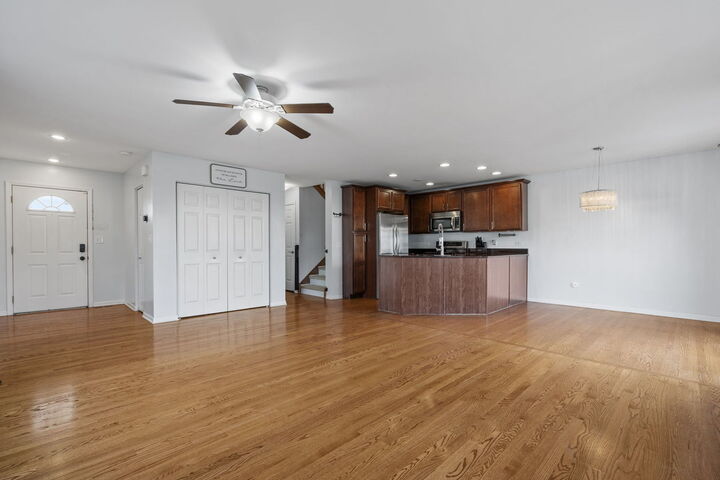 Property Photo:  526 Lily Court 0  IL 60447 