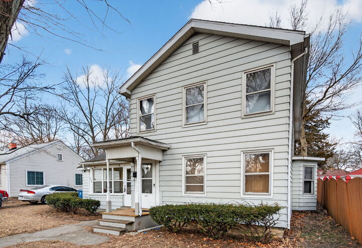 Property Photo:  530 E Main Street  IL 60450 