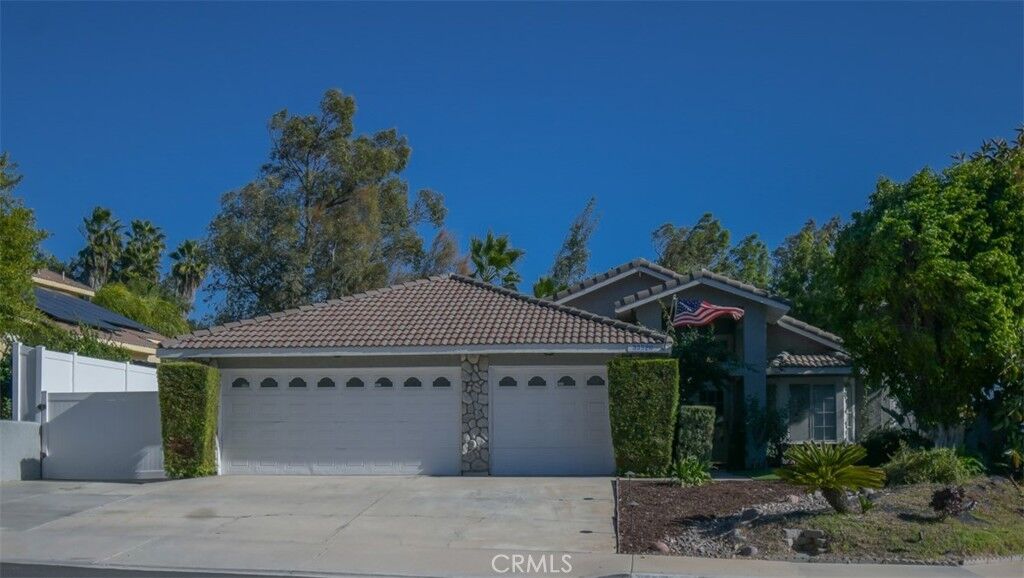 Property Photo: 39520 Countryside CA 92562