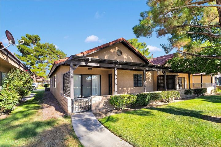 Property Photo:  11722 Oak Street  CA 92308 