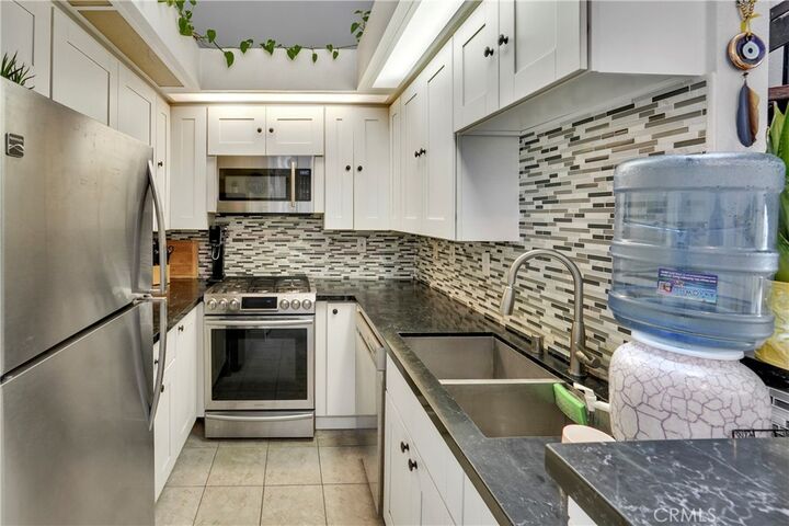 Property Photo:  17151 Corbina Ln 206  CA 92649 