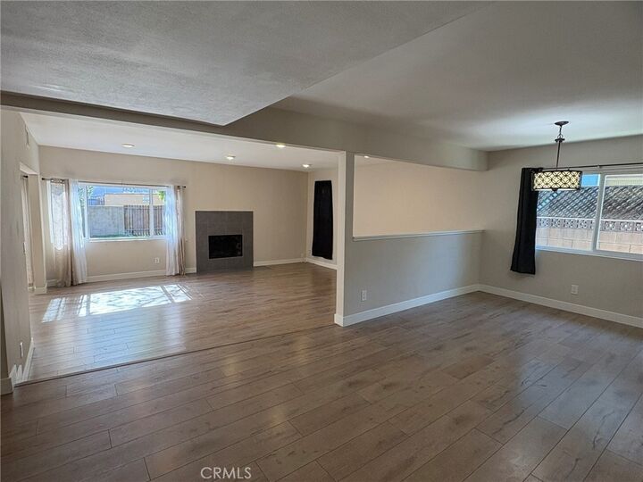 Property Photo:  20420 Keswick Street  CA 91306 