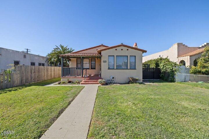 Property Photo: 653 S G Street CA 93030