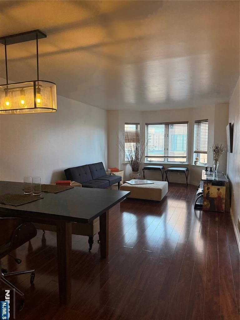 Property Photo:  402 Williams Court U402  NJ 07020 