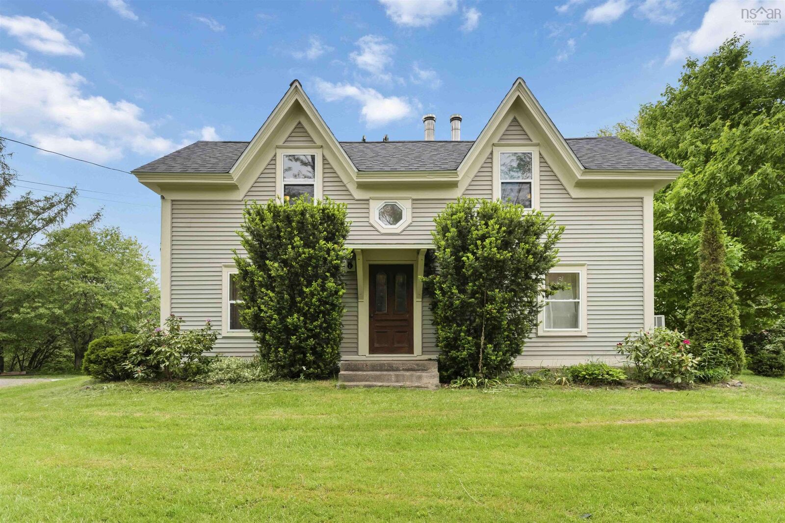 Property Photo: 2203 Highway 1 NS B0P 1C0