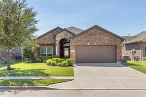 Property Photo: 2304 Laurel Forest Drive TX 76177