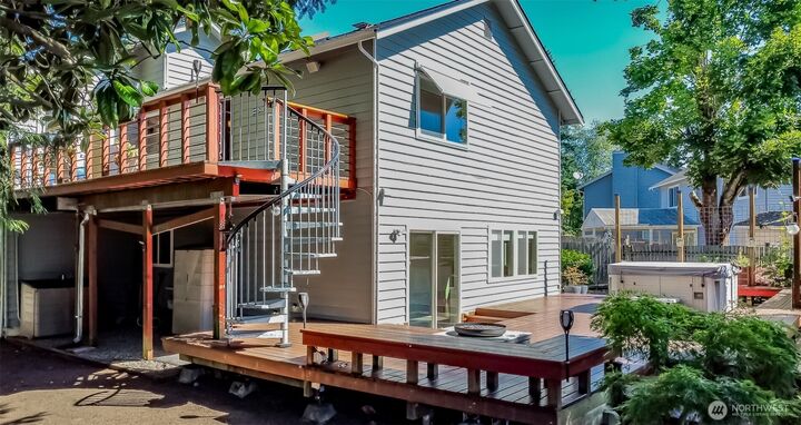 Property Photo:  22004  117th Avenue SE  WA 98031 